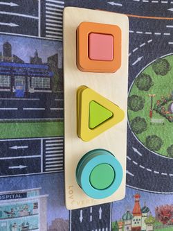 Lovevery Geo Shapes Puzzle Matching Sizes Triangles Square Circle Montessori Toy @used@