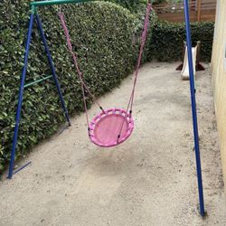 Swing Set With Round Swing
