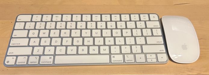 Apple Keyboard