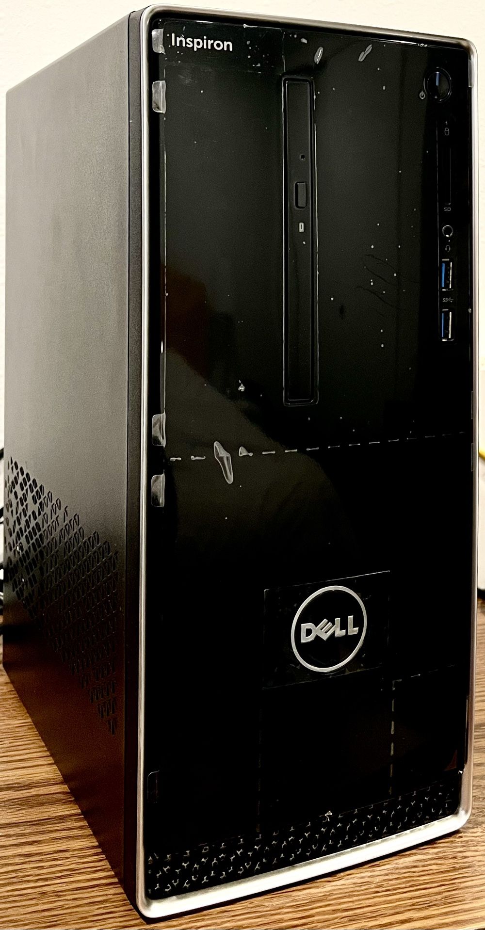 Dell Inspiron 3656 QuadCore AMD A8-8600P 1.6GHz 16GB RAM 512GB SSD Win11Pro Office24