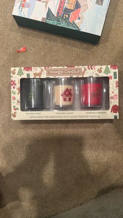 2 Boxes unopened yankee candle Christmas gift set 3 candles each set