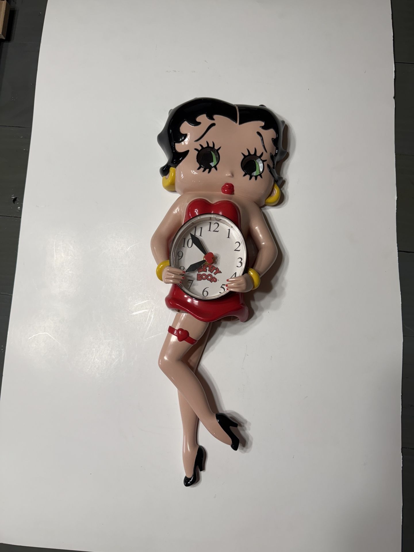 Betty Boop Vintage Wall Clock with Swinging Legs and Eyes