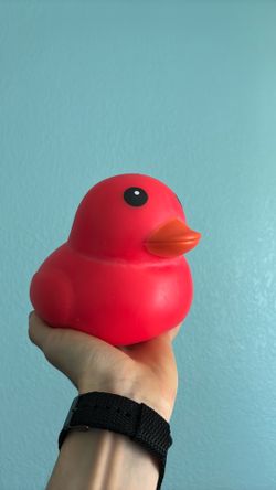 Sunny days red squishy duck needoh