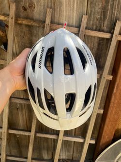 Specialized bike helmet with MIPS
