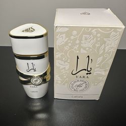 Lattafa Yara Moi White Bottle