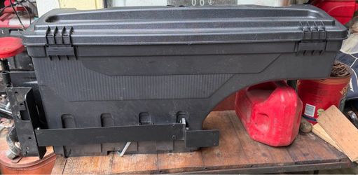 Swing out truck box
