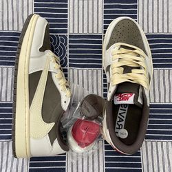Travis Scott Reverse Mocha Air Jordan 1 Low 0G Size EU40. 5