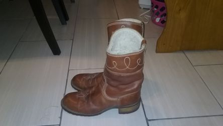 Men's winter boots size 9