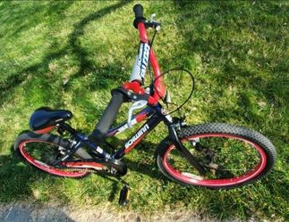 Kids Schwinn Blue bicycle $25 OBO