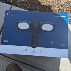 Ring Floodlight Cam Pro Wired 2nd Gen 
