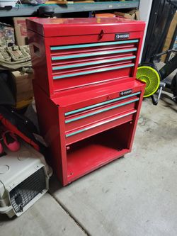 Husky 2-piece rolling toolbox