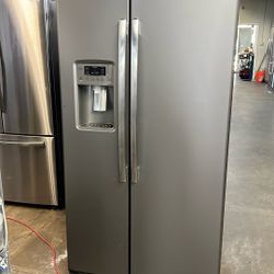 GE SLATE SIDE BY SIDE REFRIGERATOR 