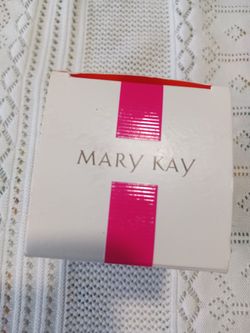 Fragancia Floral Oriental De Mary Kay Nuevo