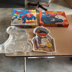 Batman Superman Sesame Street Wilton Cake Pan Lot