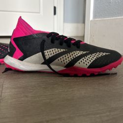 Turf Shoes Addidas Size 7