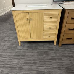 36” Bathroom Vanity In Wood Color 