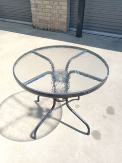 Black patio table