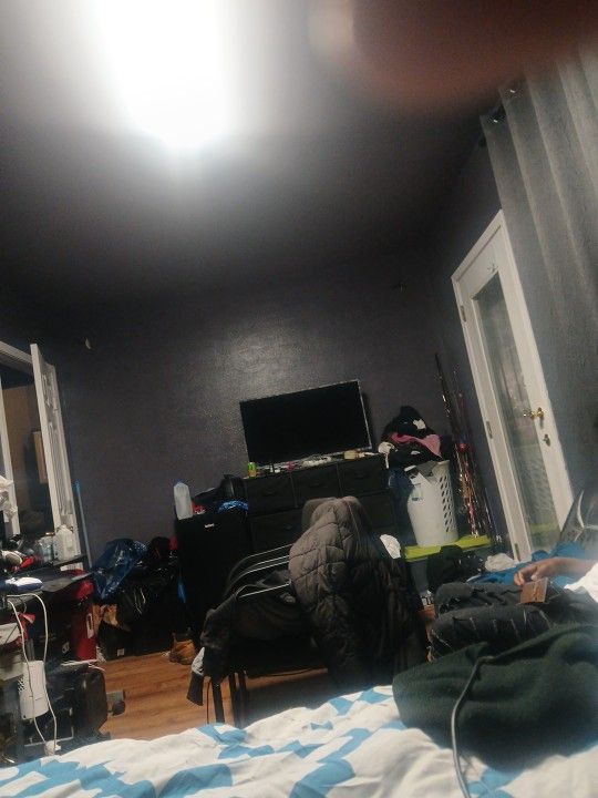 TV For 160  Phone 170