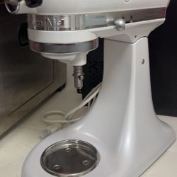 KitchenAid Stand Mixer