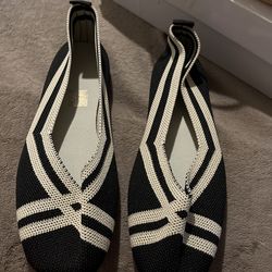 Slip Ons 71/2