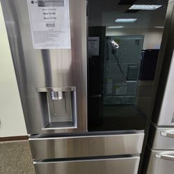 29 cu. ft. SMART My Color InstaView Standard-Depth
MAX 4-Door French Door Refrigerator in Stainless
Steel with Craft Ice