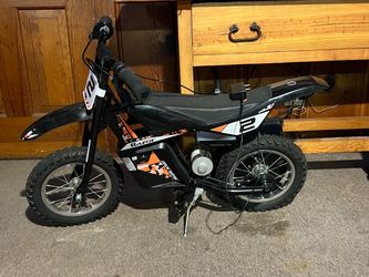 Razor Dirt Rocket MX125 Electric Motocross Bike - Black, includes decal, for ages 5+