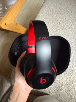 Beats Studio3 Wireless Noise Cancelling