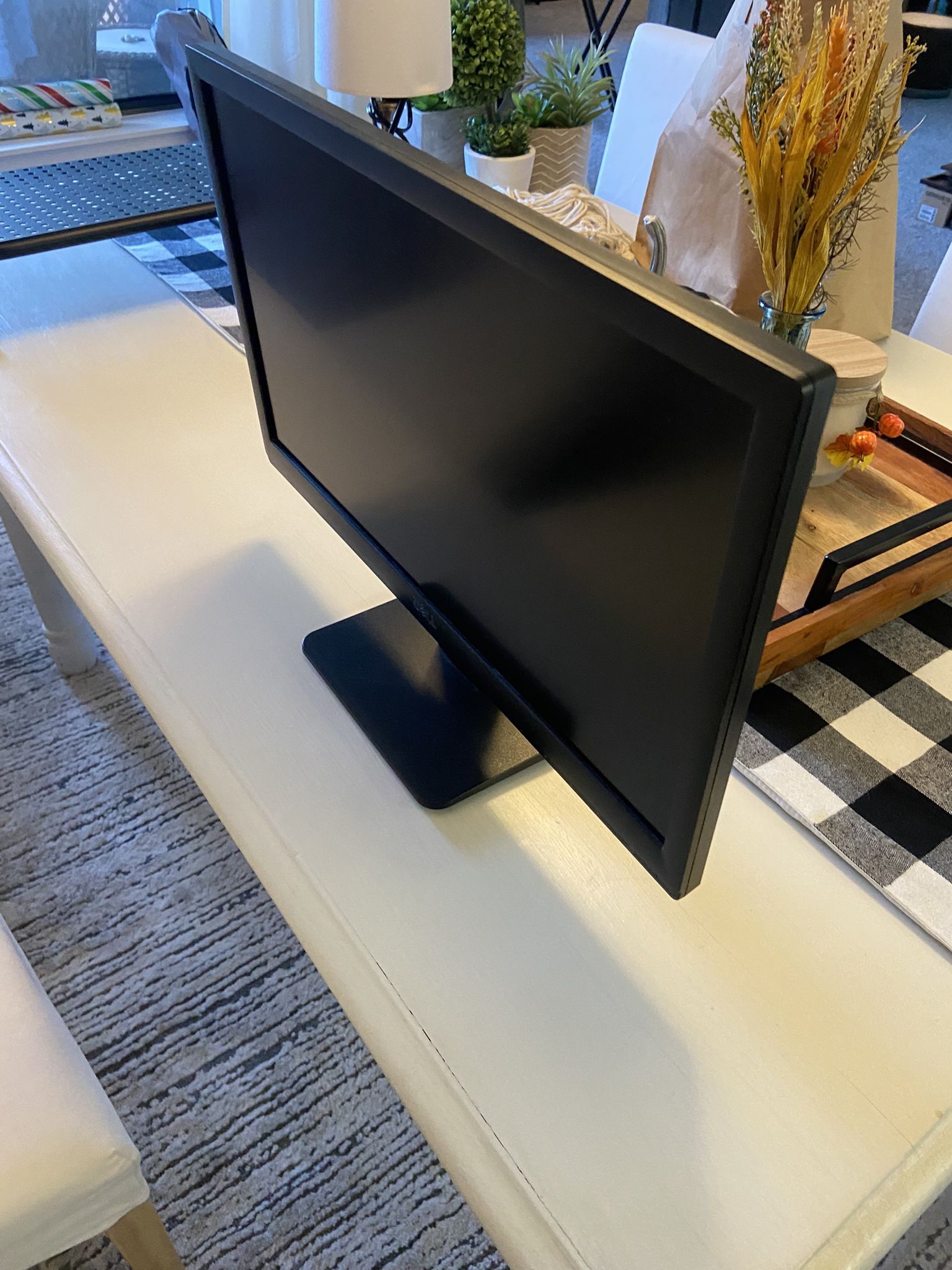 Dell Monitor & Stand for Sale in Seattle, WA OfferUp