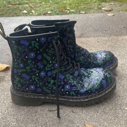 Doc Martins Size 4 Woman’s