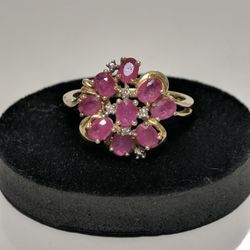 Vintage 14K Yellow Gold Ruby & Diamond Cluster Ring Floral Halo | Size 10