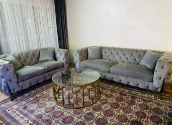 3 pieces sofa seats.