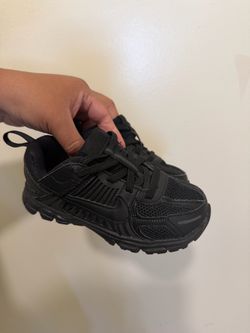 Nike Vomero Black Toddler 10c