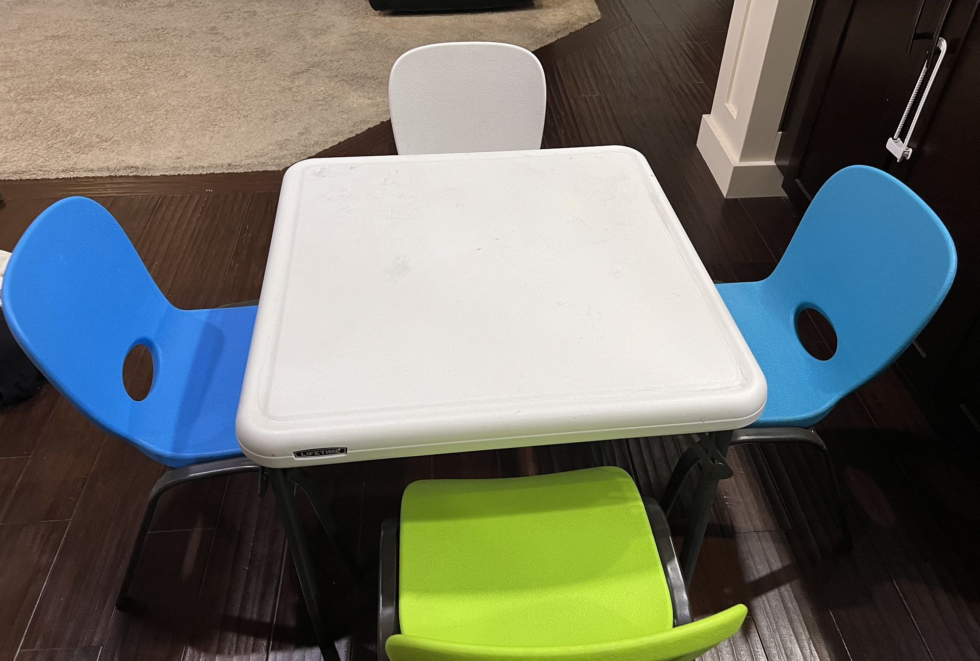 Lifetime kids Table And Chairs