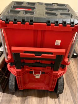 Milwaukee tool boxes