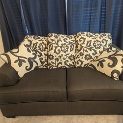 Beautiful Gray Love Seat 