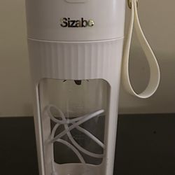 NEW White Portable Blender 