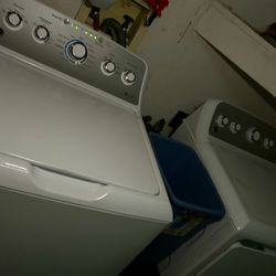 Matching GE Washer/Dryer 