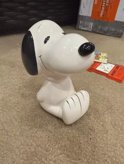 Rare 1958 United Feature Syndicate inc. Ceramic SNOOPY Bookstoppe
