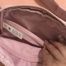 New Lululemon Belt Bag