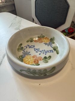 STONEWARE PIE PLATE
