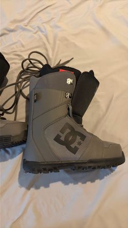DC Snowboard Boots Gray Size 9