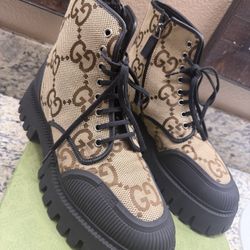 Men Gucci Boots Authentic 