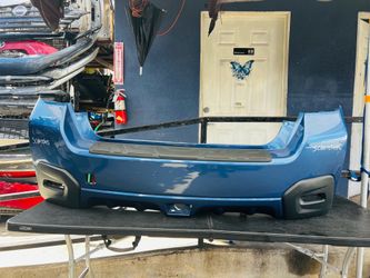 Subaru Crosstrek 2013-2015 rear bumper Oem