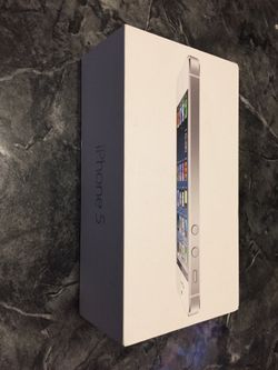 iPhone 5 empty box