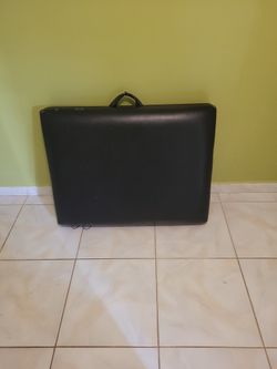 Massage table