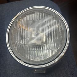 VT700 Headlight 1986 Honda VT(contact info removed)0.MJ7.671