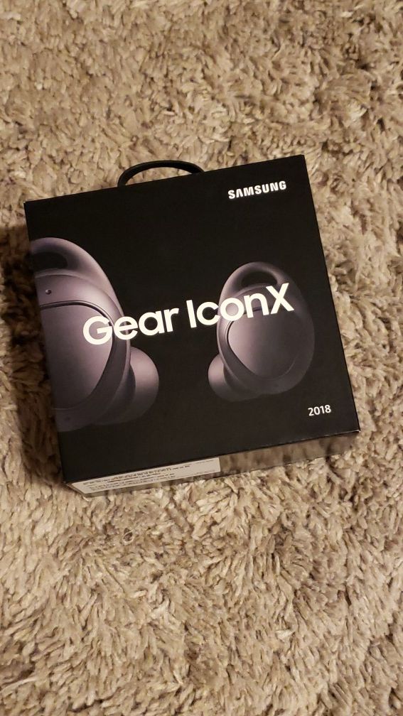 Samsung Gear Iconx Bluetooth Wireless Headphones