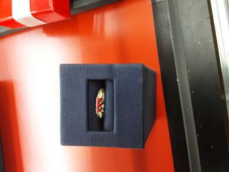 Yellow Gold 14k (.585) 0.9 grams Size 2.5