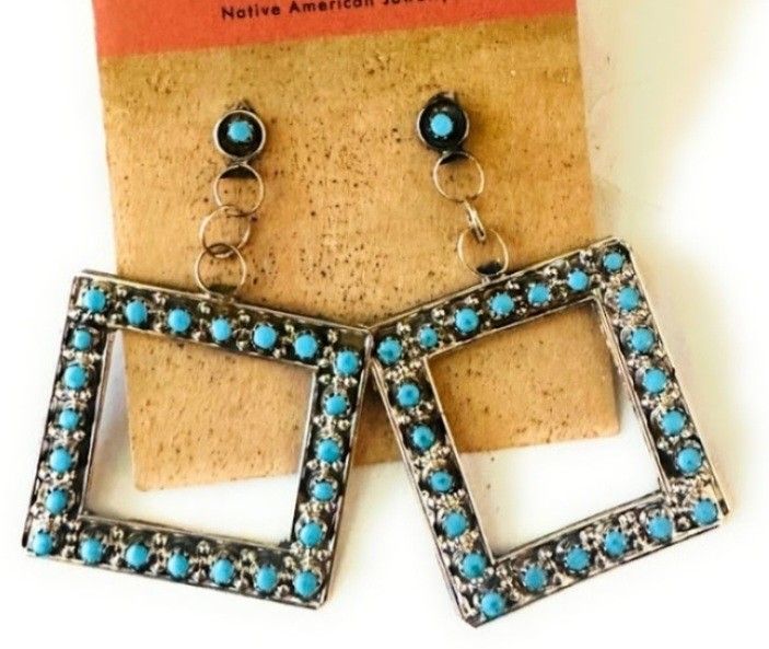 Zuni Handmade Turquoise Snake Eye Sterling Silver Earrings