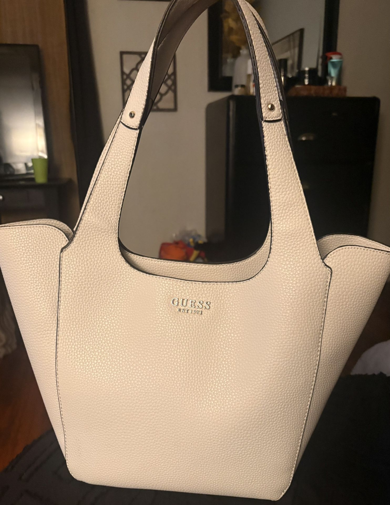 White GUESS Bag